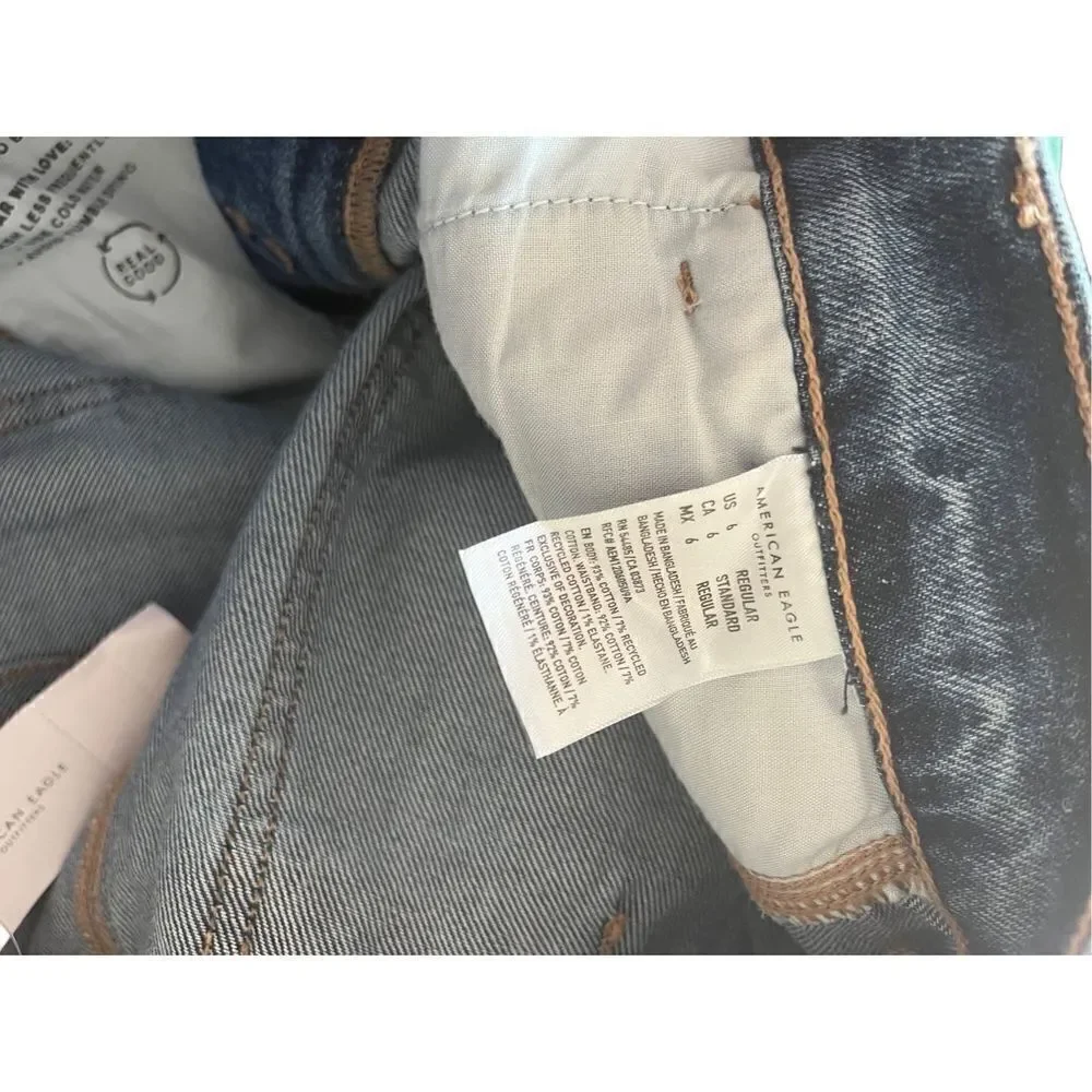 ‎American Eagle 90’ straights jeans NWT women’s size 6
